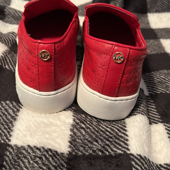 Michael Kors slip ons Size 6.5 - Picture 4 of 6